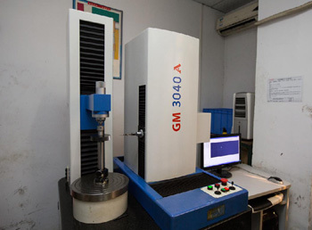 設(shè)備展示與機(jī)械設(shè)備研發(fā) 創(chuàng)新驅(qū)動(dòng)下的技術(shù)演進(jìn)與應(yīng)用實(shí)踐